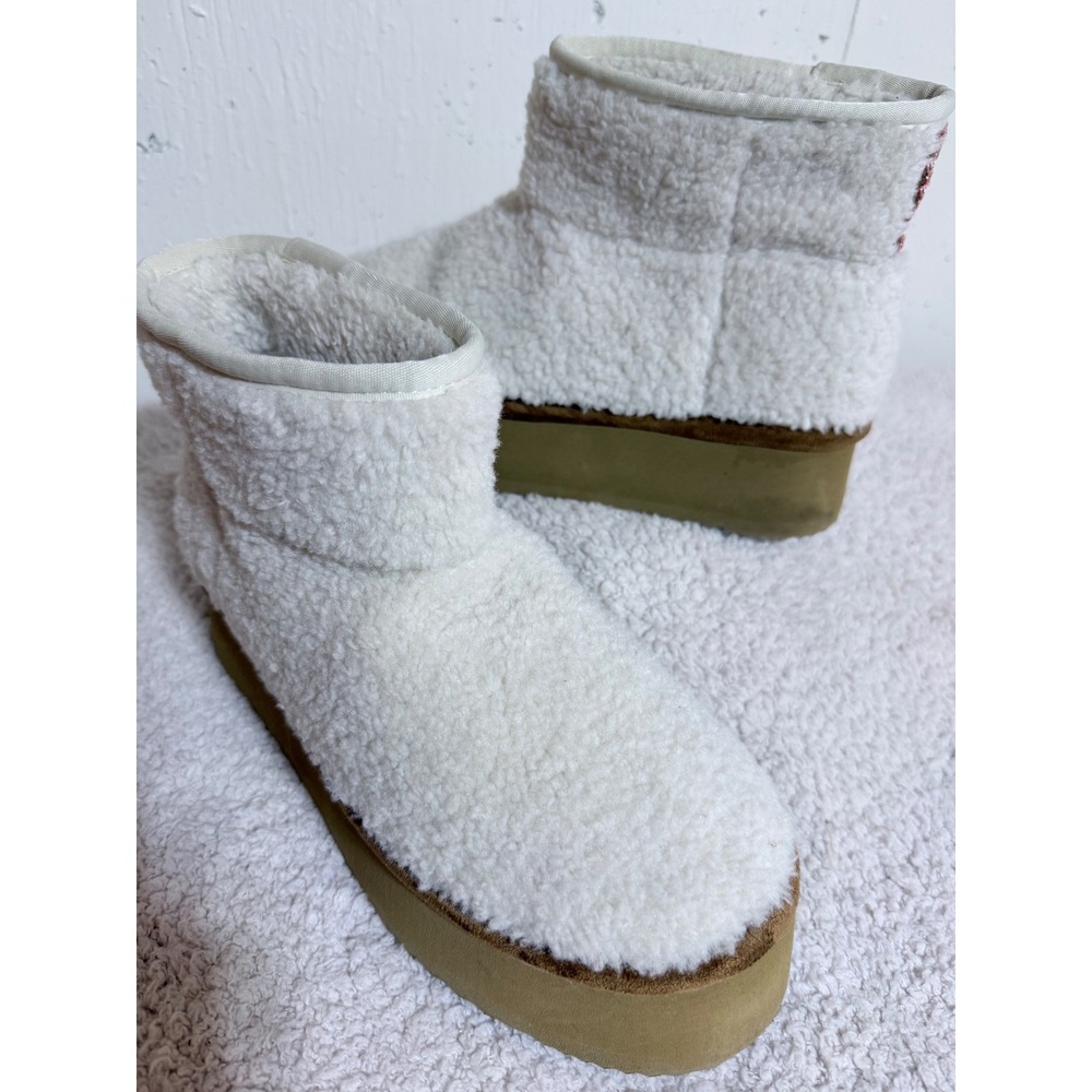 Steve Madden Crue Boots Womens 9 Faux Fur Platform Boho Winter Cozy Trendy